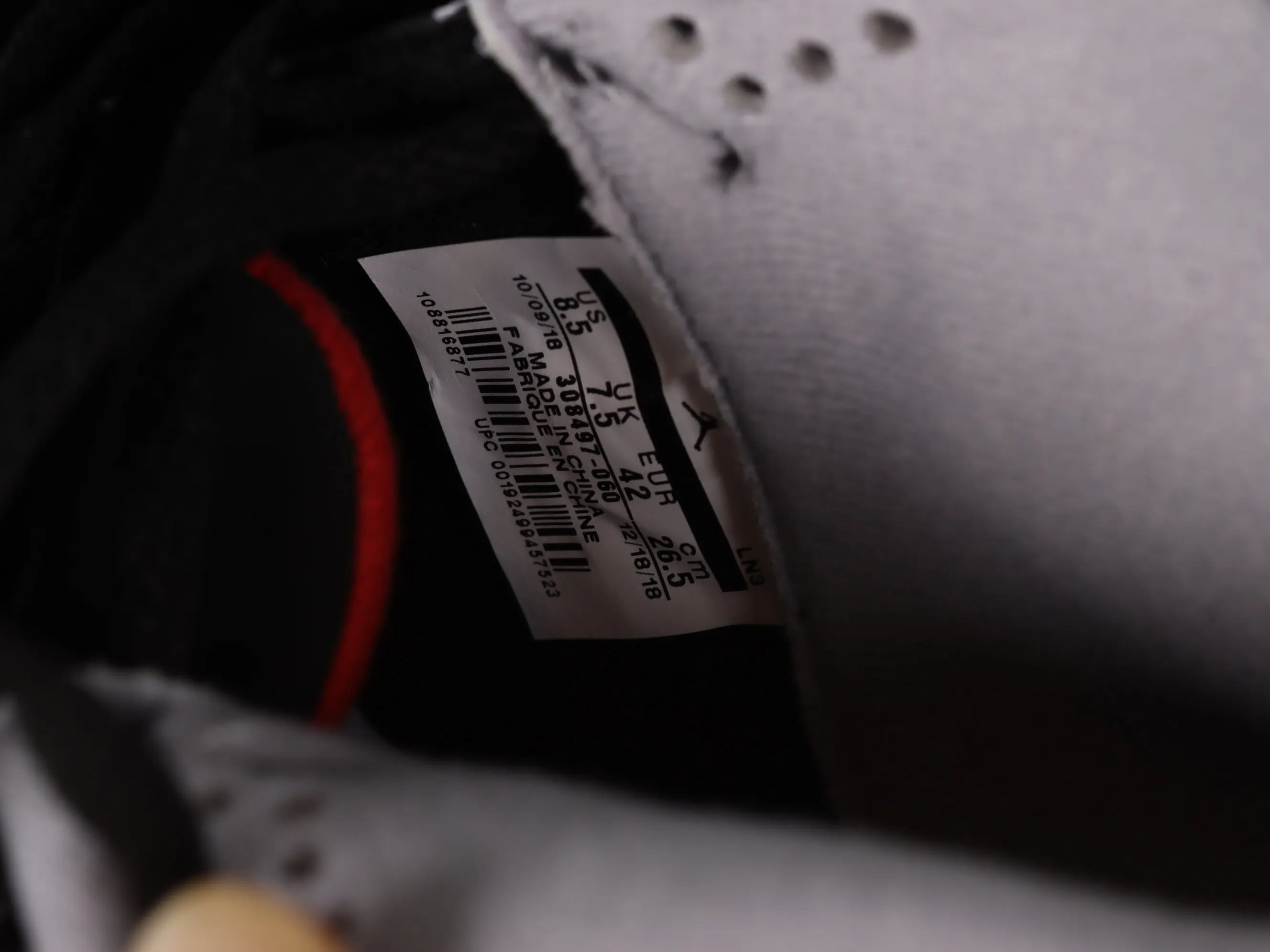 All categories Air Jordan Jordan series basketball shoes Air Jordan 4 LJR version Air Jordan 4 Retro "Bred" AJ4 Jordan 4 first year re-engraved new black and red 308497-060